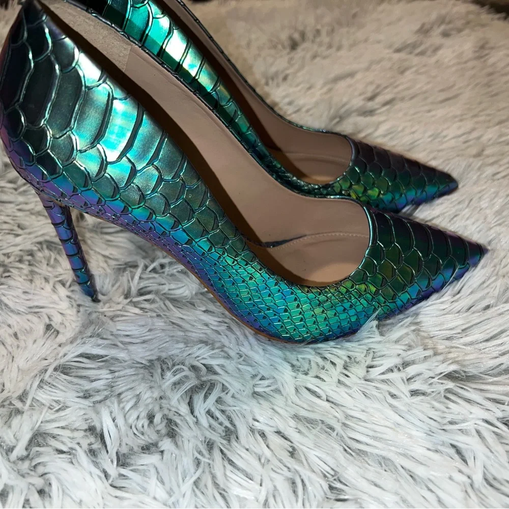 Steve Madden Chromorphous Snakeskin Heels - Picture 10 of 11